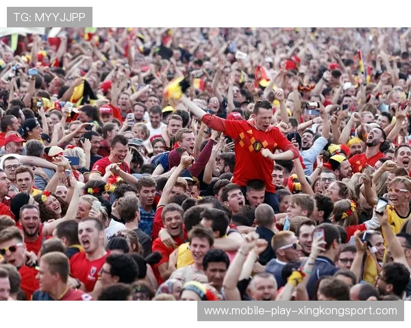 冠军球队赛季告别仪式感人，感恩球员与球迷，球队夺冠怎么发朋友圈