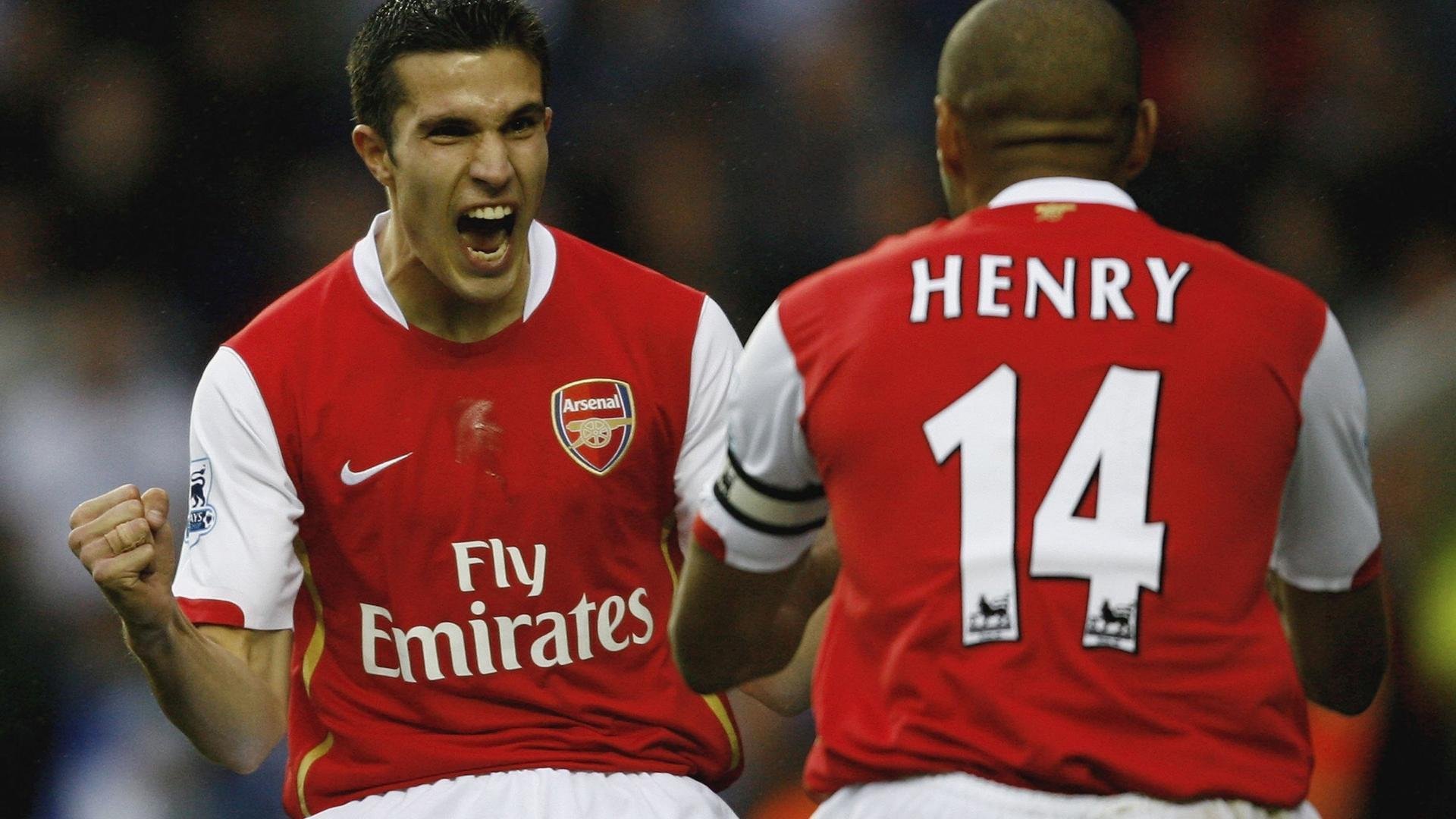 欧冠生死战：巴黎末轮2比0完胜 从垫底位置奇迹出线